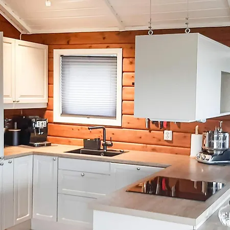 8 Person In Lyngdal, Cleaning Included Prázdninový dům *